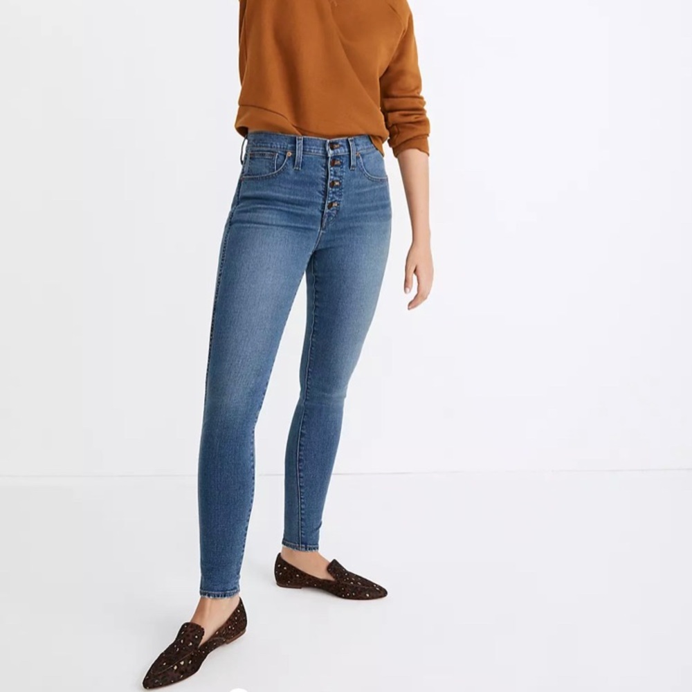 10" High-Rise Skinny Jeans in Dewitt Wash: Button-Front TENCEL™ Denim Edition